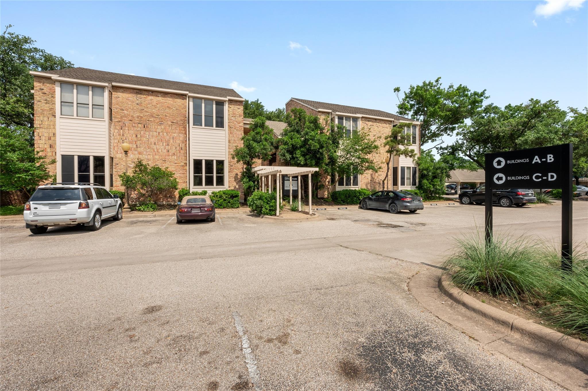 3624 N Hills Dr # D201, Austin, TX 78731