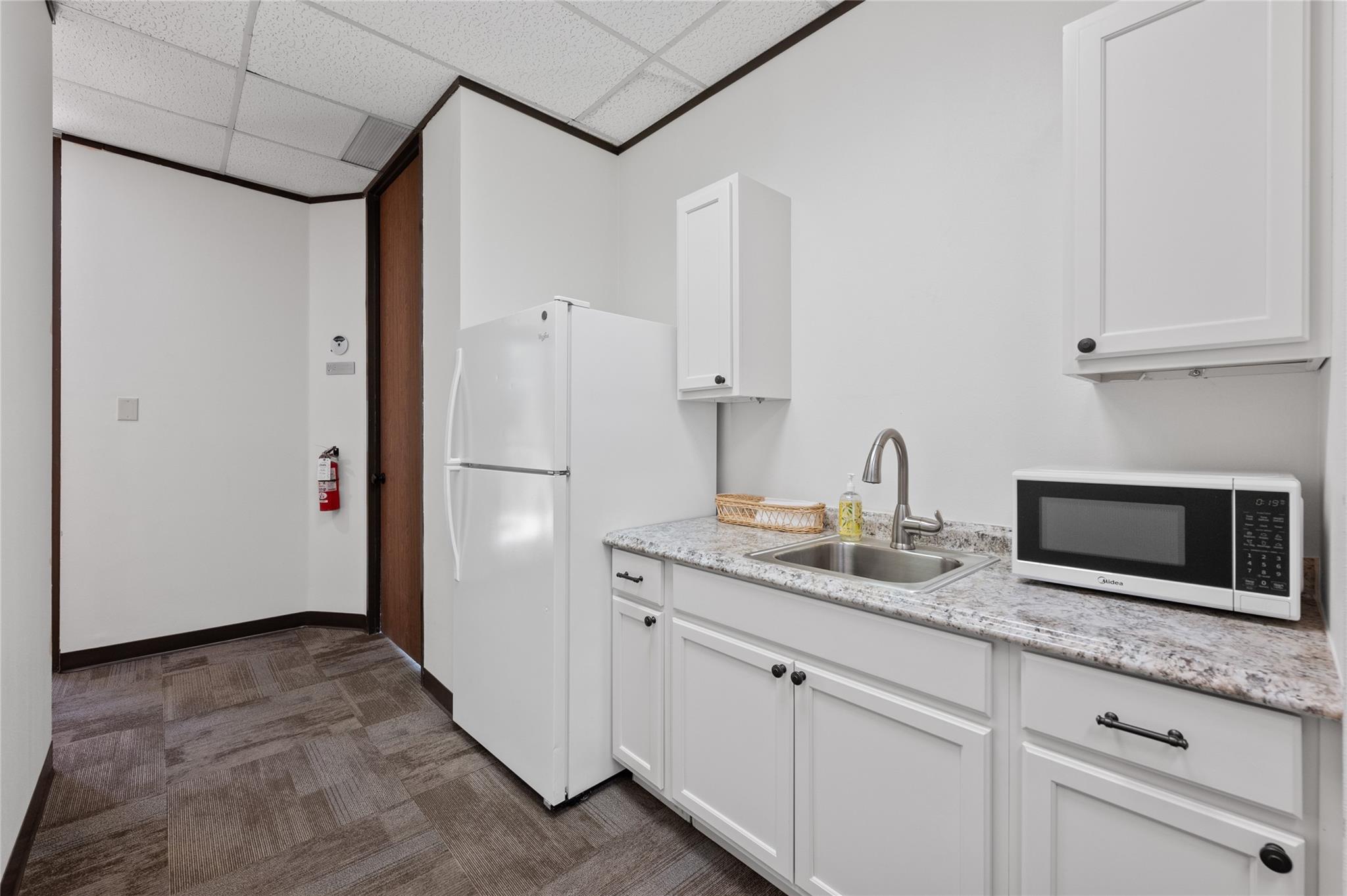 3624 N Hills Dr # D201, Austin, TX 78731