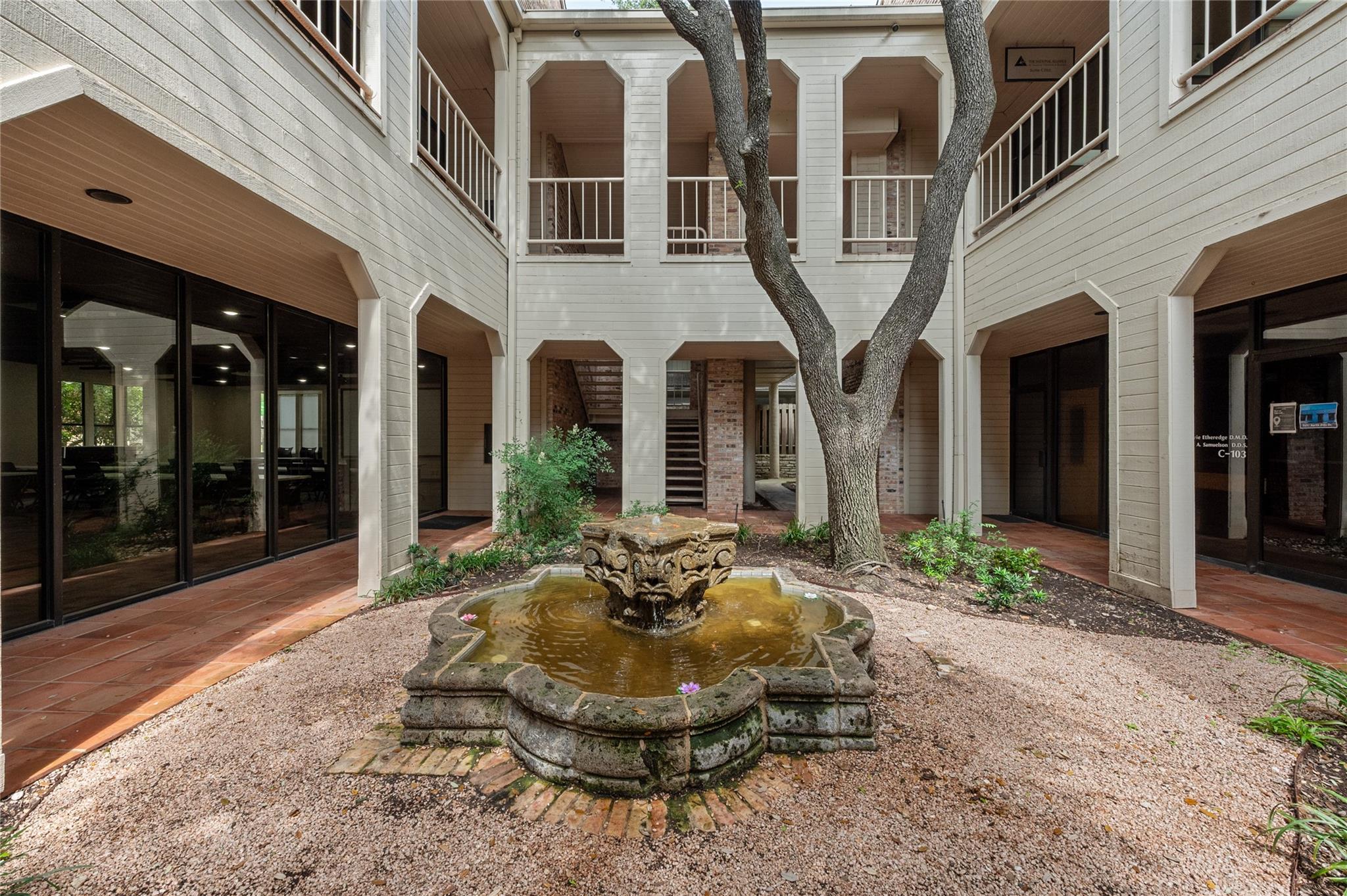 3624 N Hills Dr # D201, Austin, TX 78731