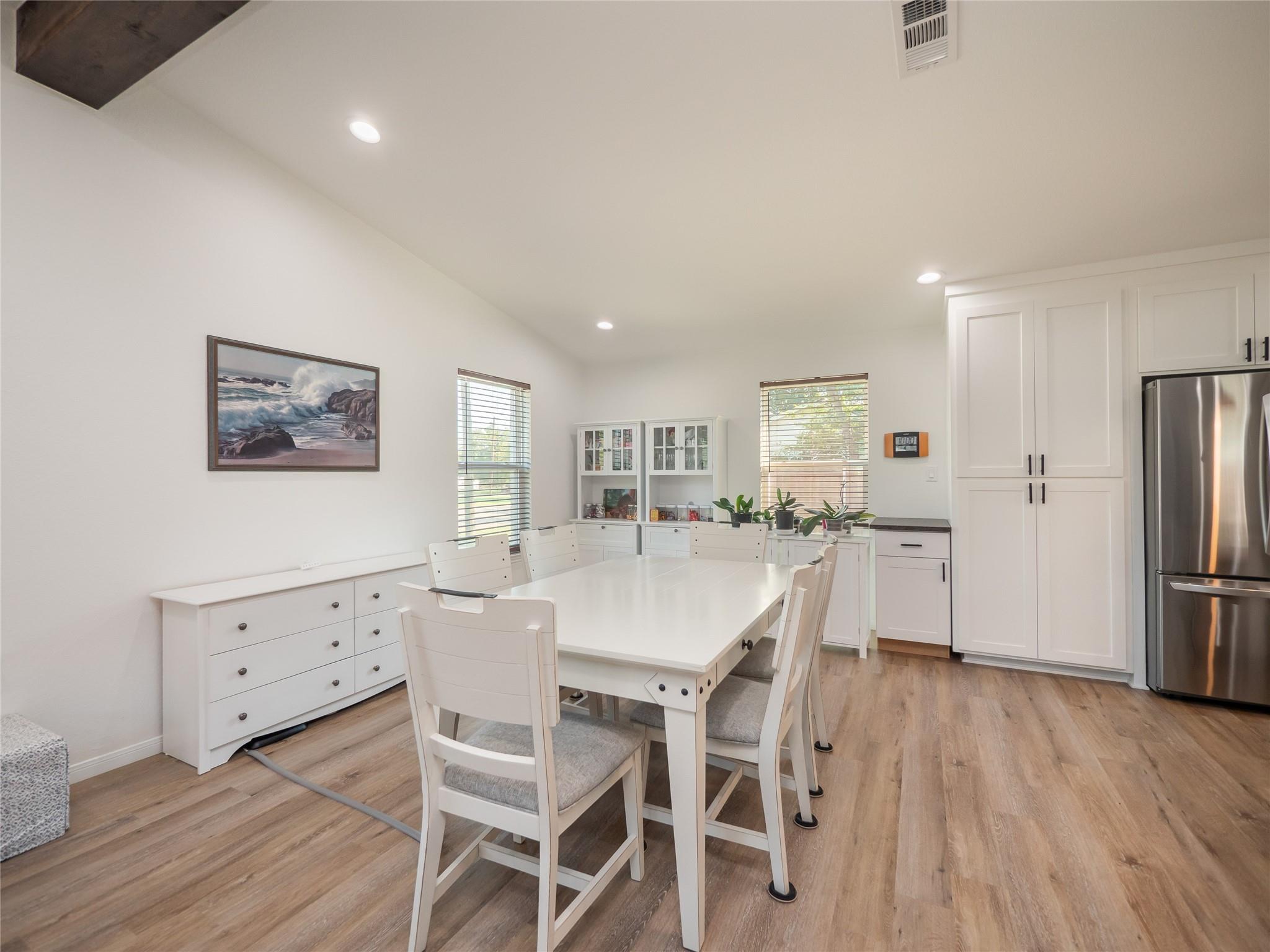 614 W 3rd St, McGregor, TX 76657