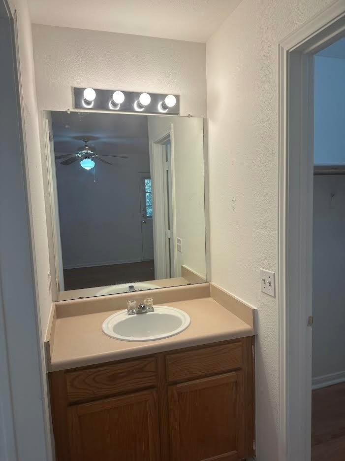 3201 El Salido Pkwy # 211, Cedar Park, TX 78613