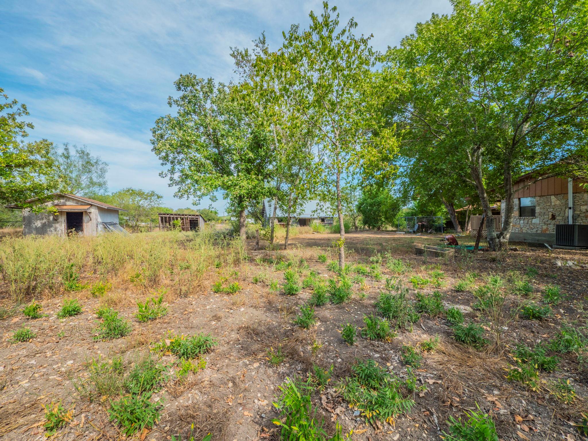 1323 Fm 1966, Maxwell, TX 78656