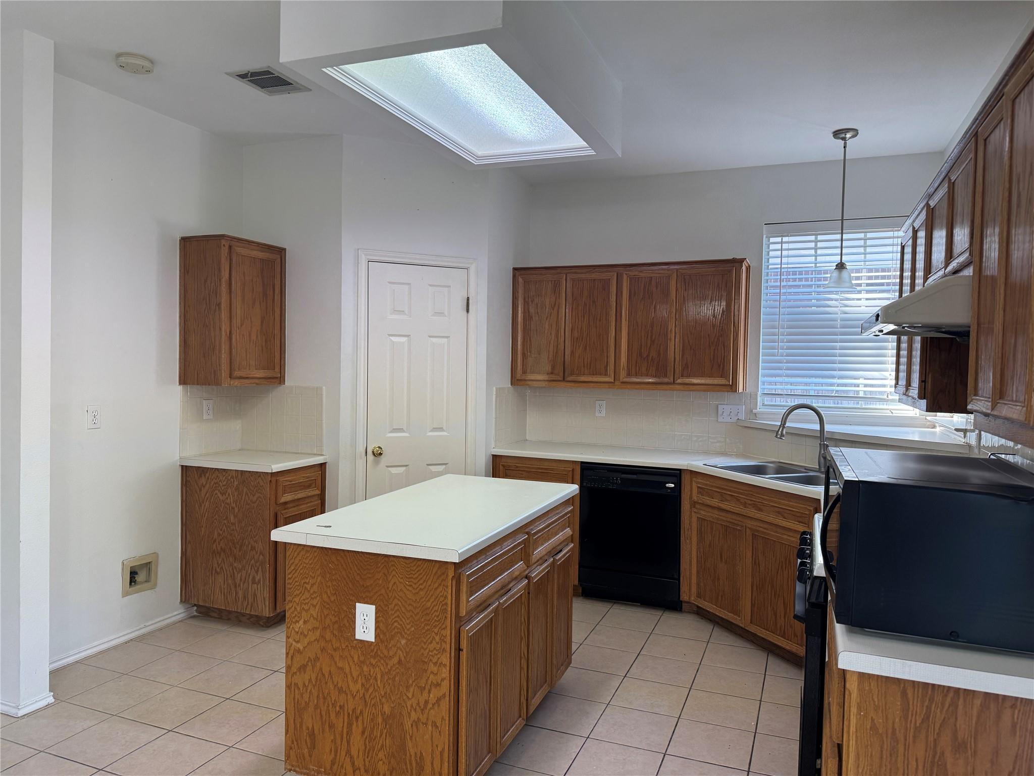 12714 TANTARA Dr, Austin, TX 78729