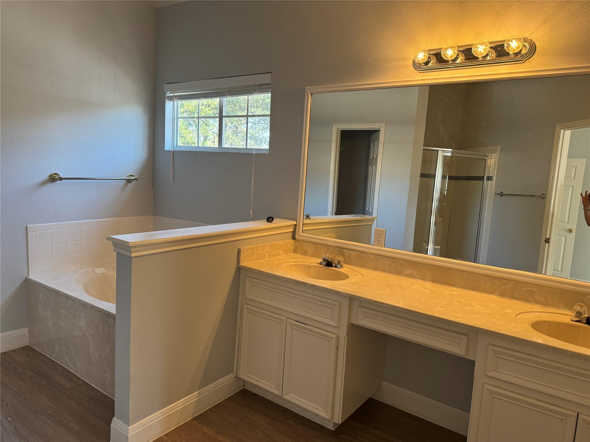 12714 TANTARA Dr, Austin, TX 78729