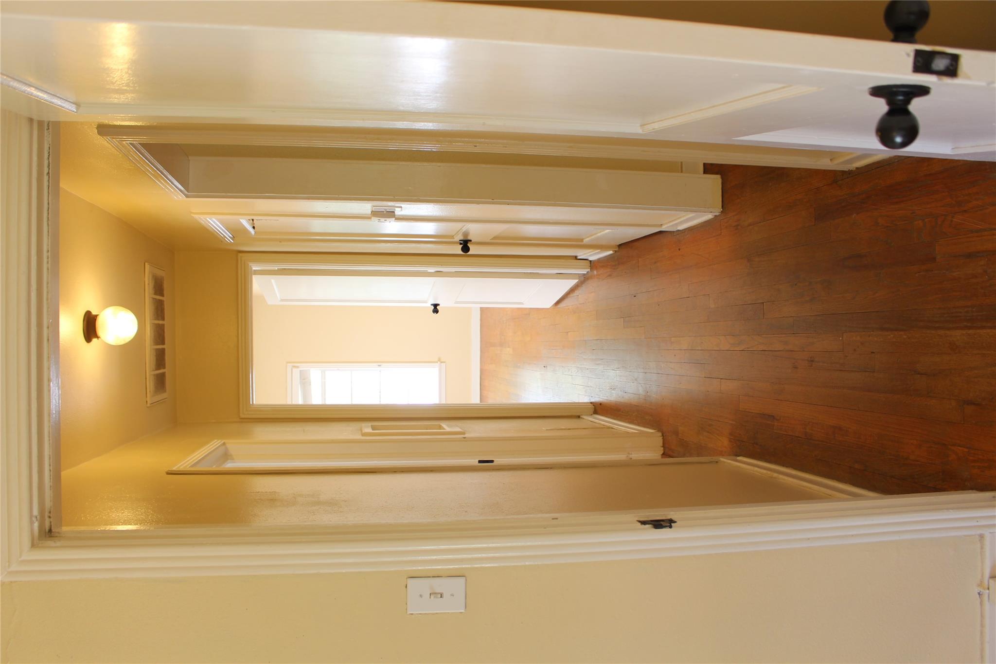 301 E 34th St # 105, Austin, TX 78705