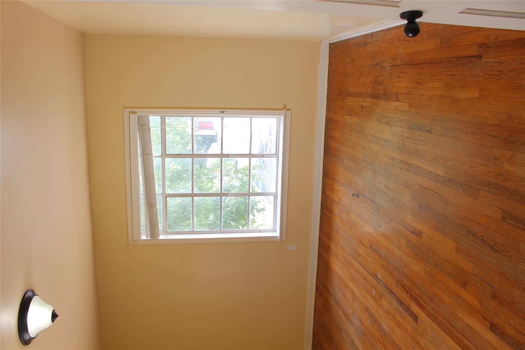 301 E 34th St # 105, Austin, TX 78705