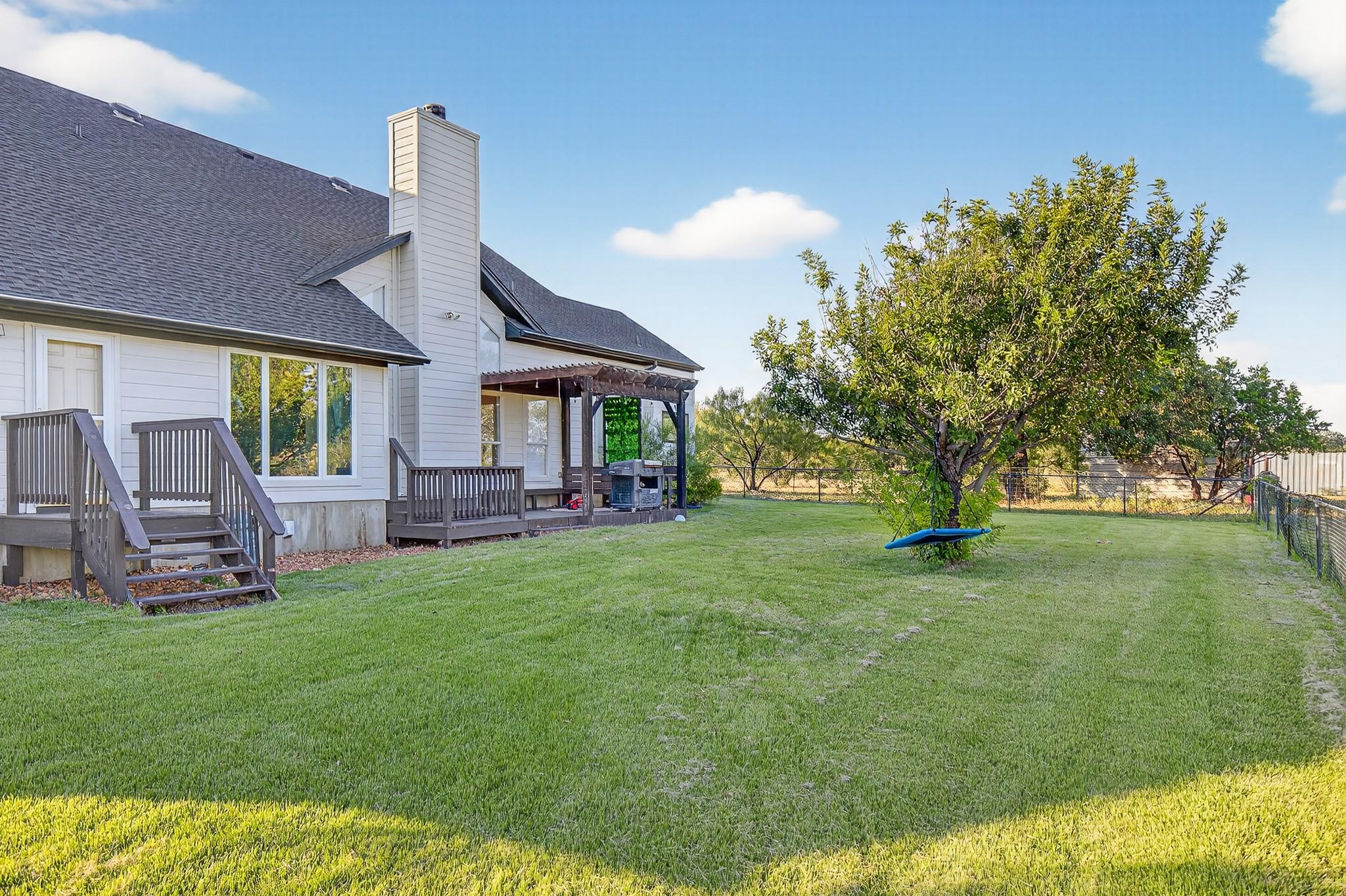 435 Oxbow Trl, Marble Falls, TX 78654