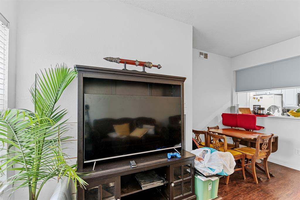 806 W 24th St # 214, Austin, TX 78705