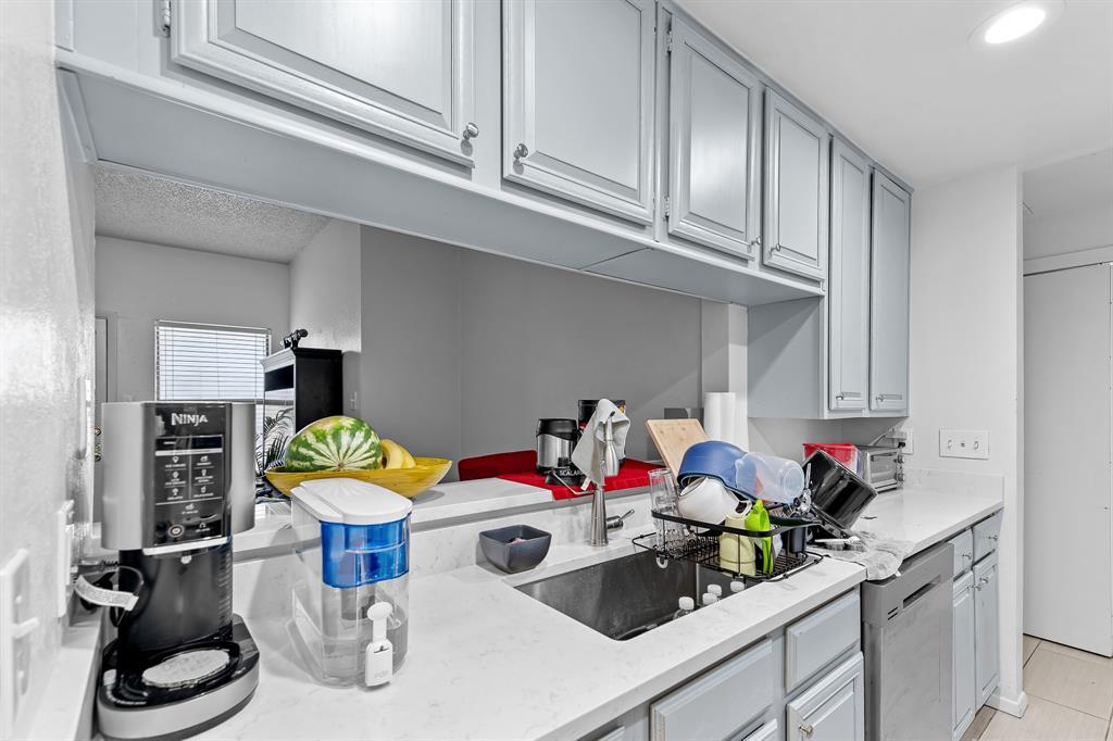 806 W 24th St # 214, Austin, TX 78705