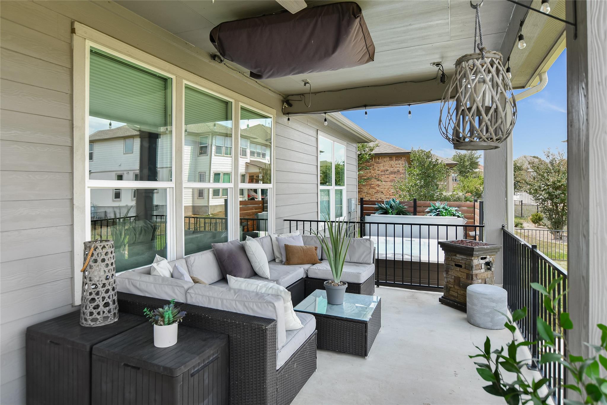 109 Kyndals Meadow Cv, Georgetown, TX 78628