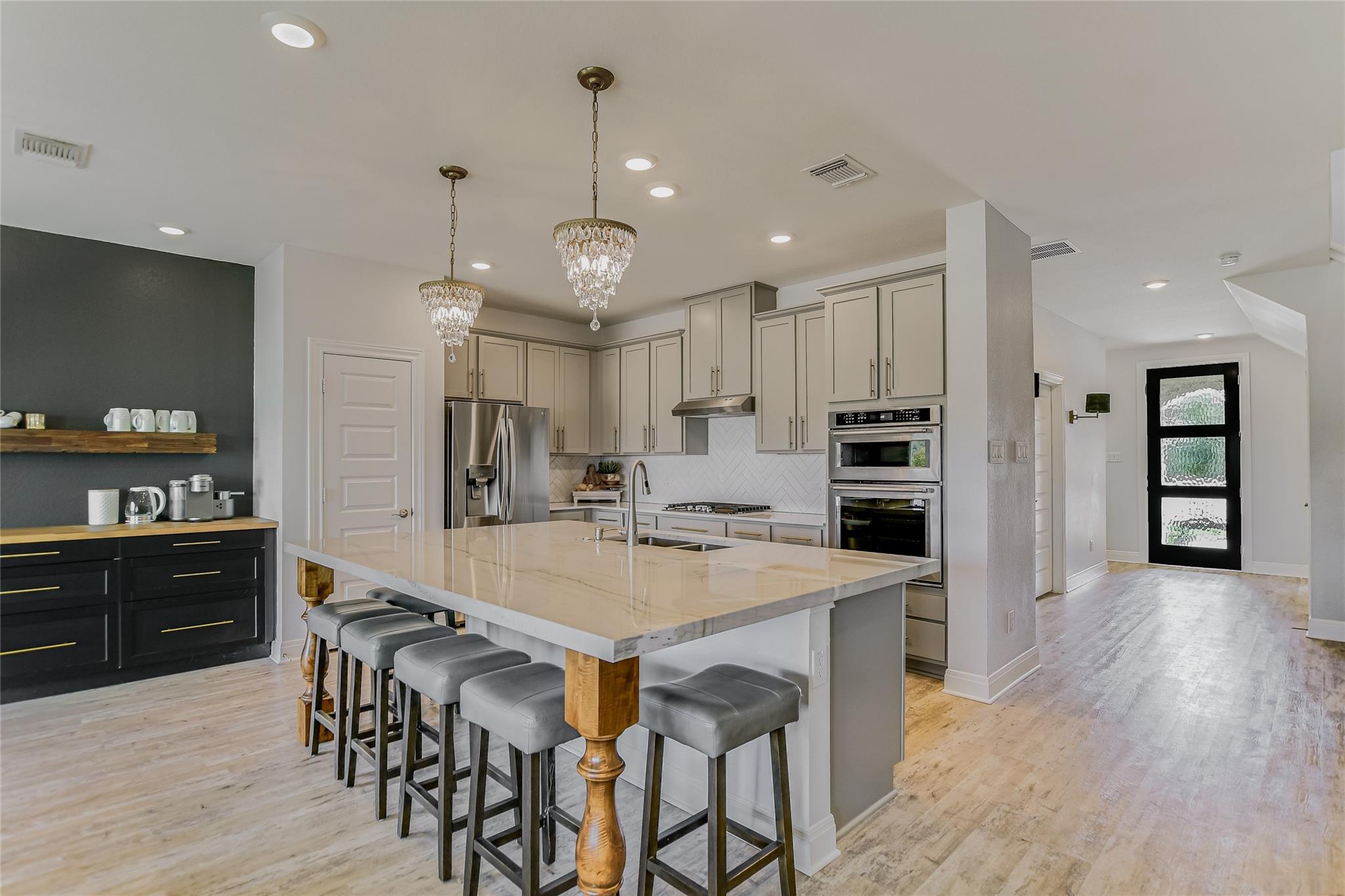 109 Kyndals Meadow Cv, Georgetown, TX 78628