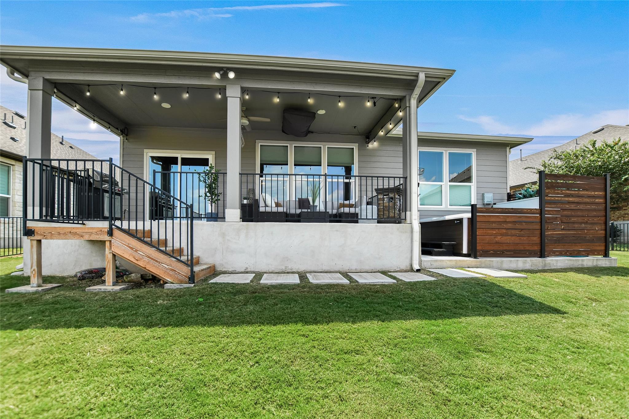 109 Kyndals Meadow Cv, Georgetown, TX 78628