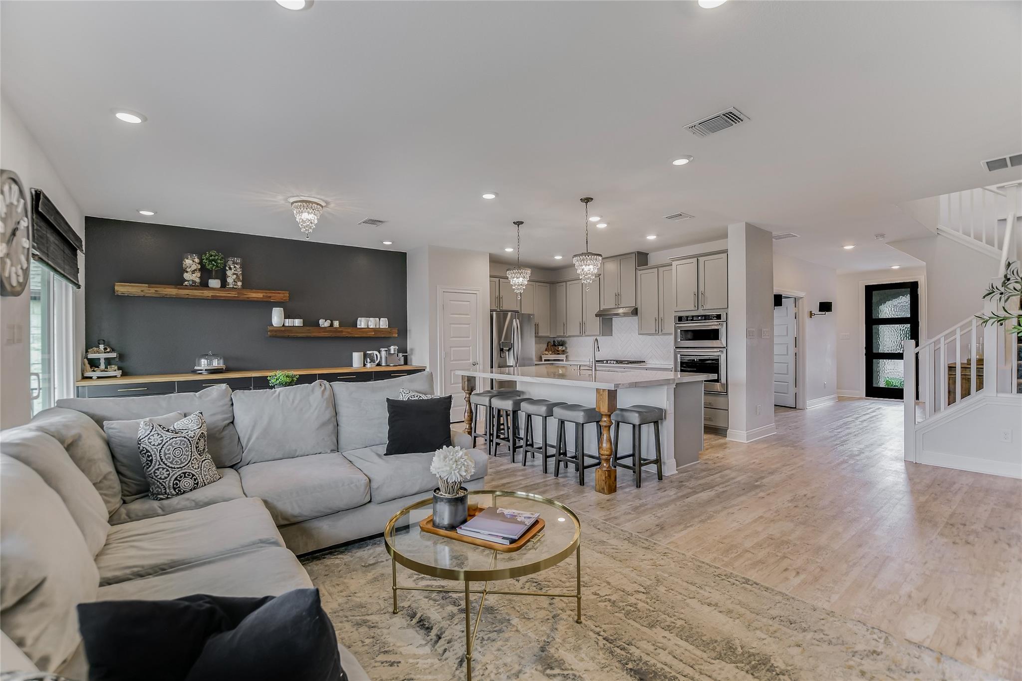 109 Kyndals Meadow Cv, Georgetown, TX 78628