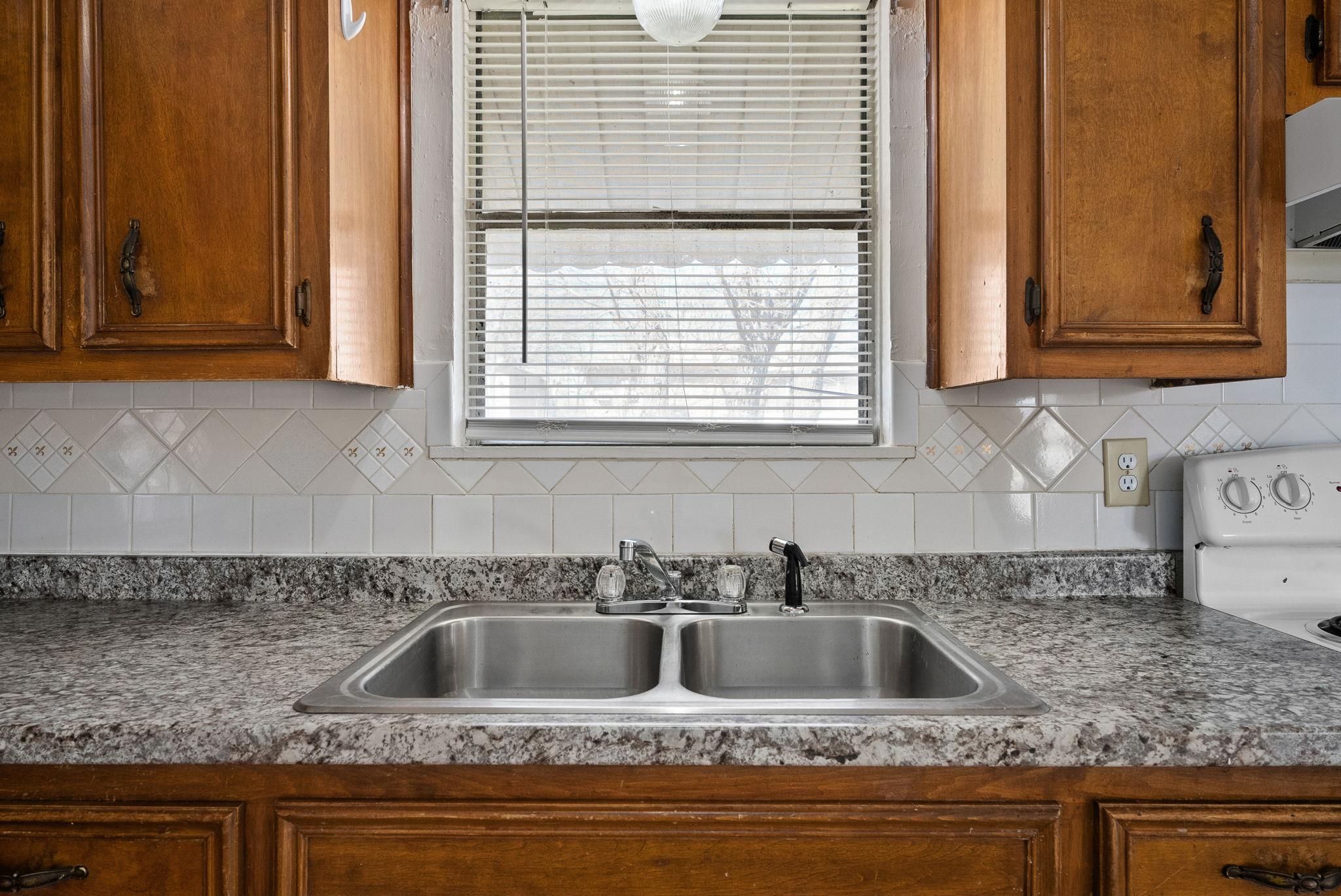 302 East St, Copperas Cove, TX 76522