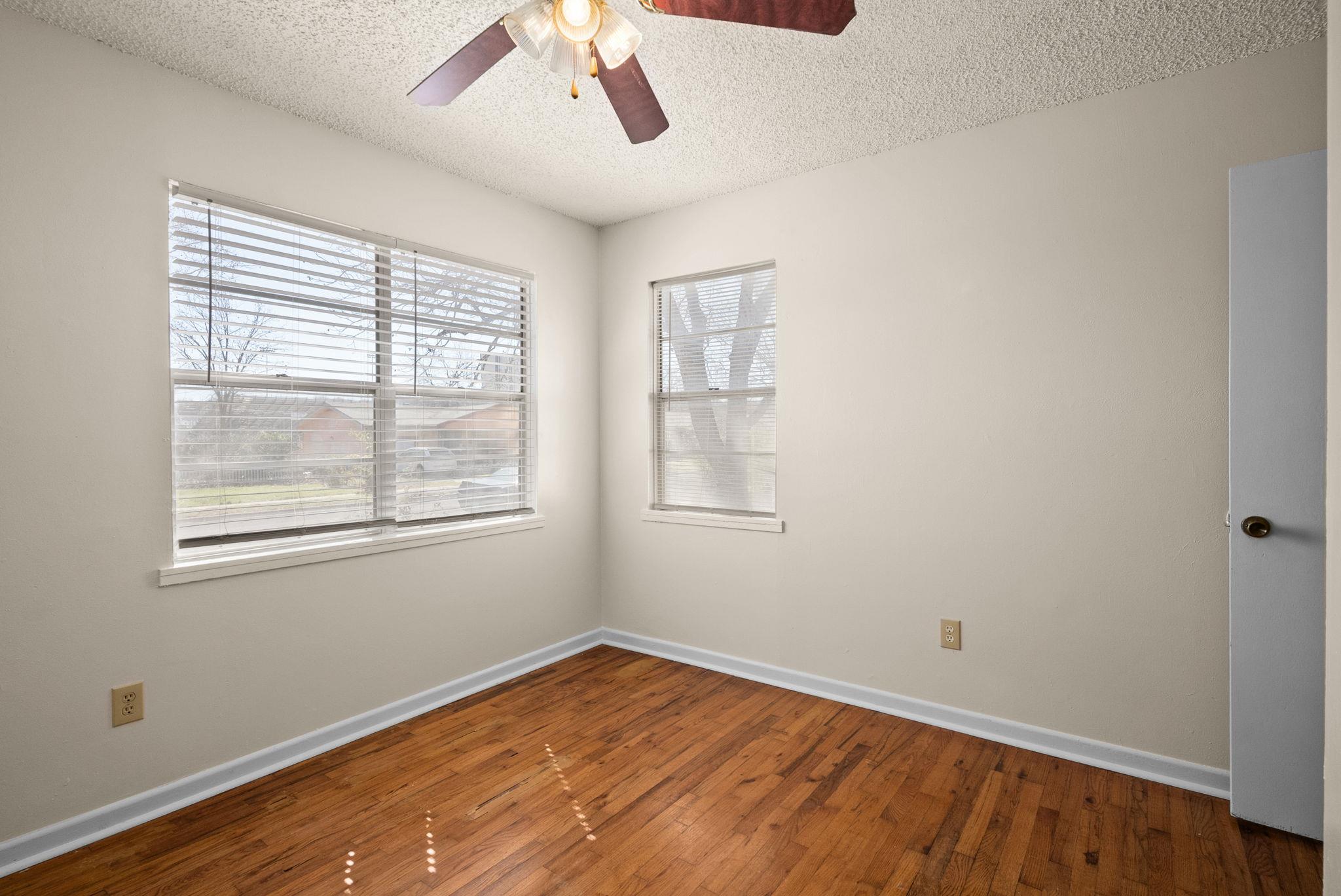 302 East St, Copperas Cove, TX 76522