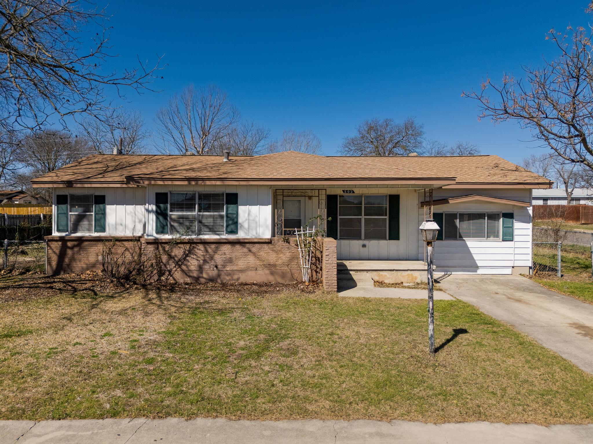 302 East St, Copperas Cove, TX 76522