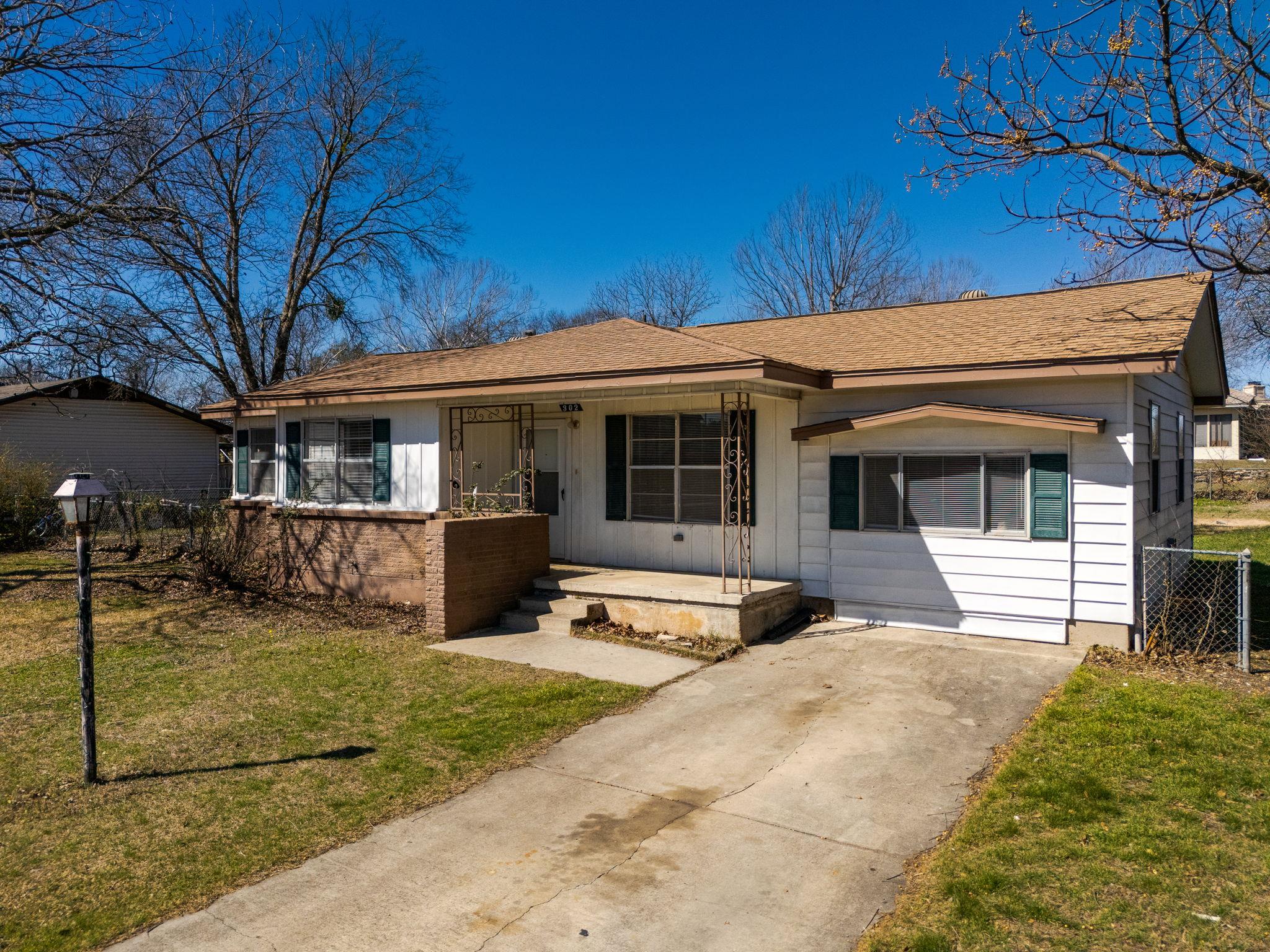 302 East St, Copperas Cove, TX 76522