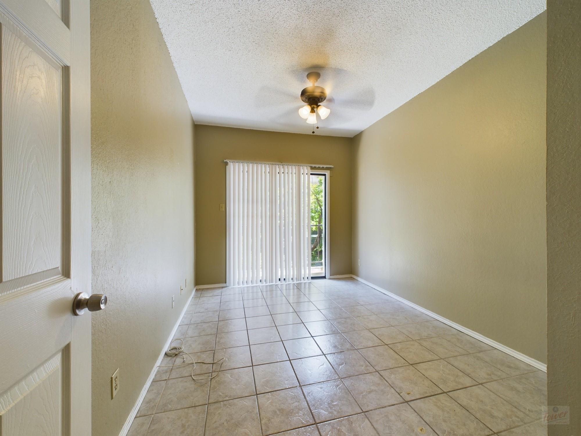 2706 Salado St # 206, Austin, TX 78705