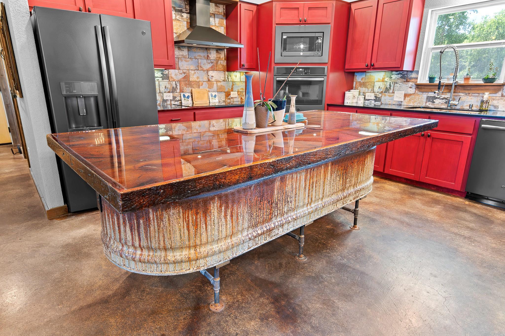 463 County Road 436, Thorndale, TX 76577