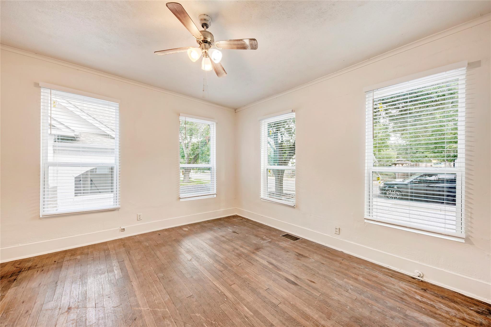 1111 W 22 1/2 #A St, Austin, TX 78705