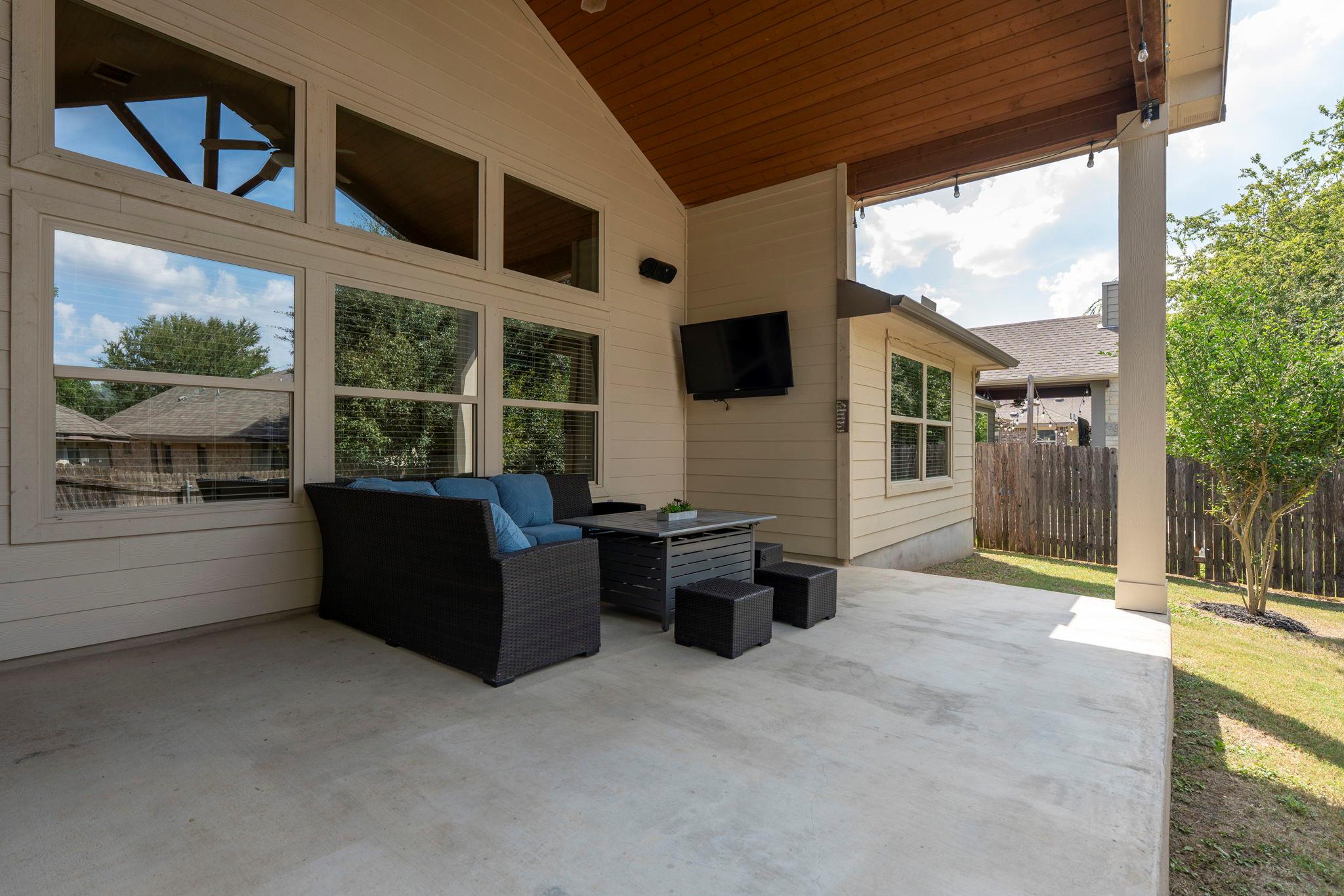 294 Summer Pointe Dr, Buda, TX 78610