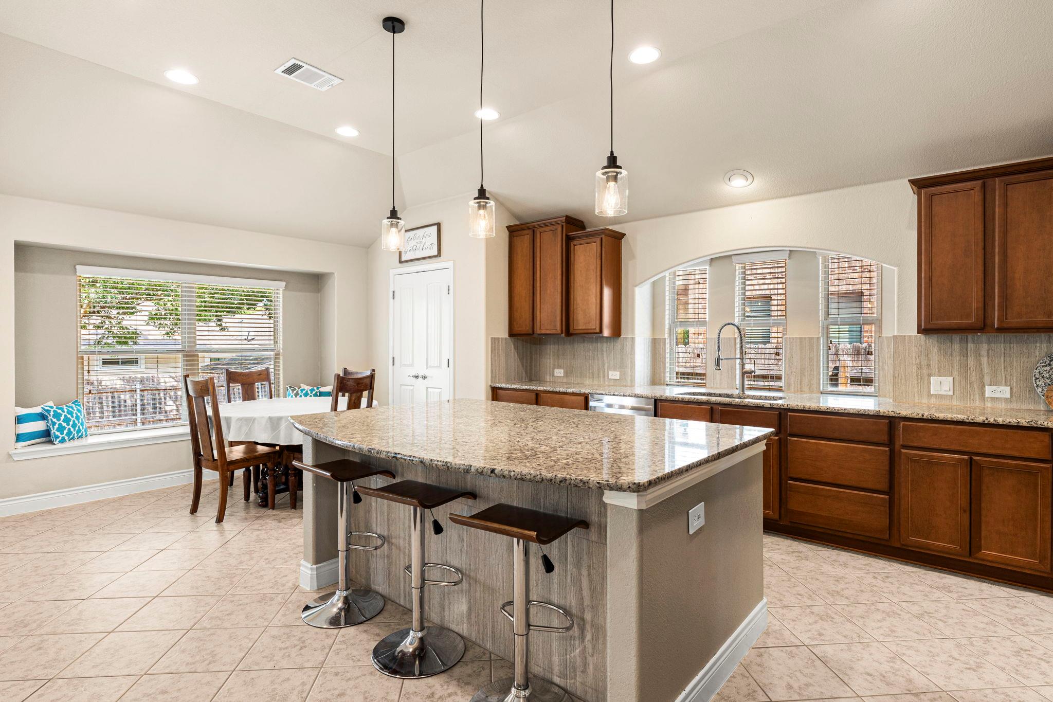 294 Summer Pointe Dr, Buda, TX 78610