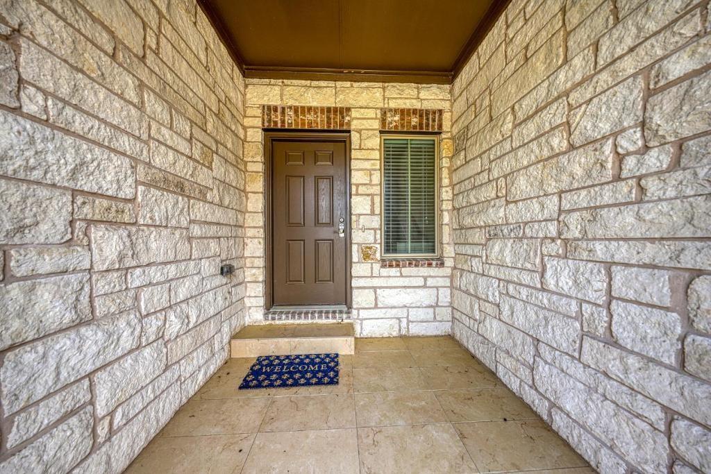 2304 S Lakeline Blvd # 393, Cedar Park, TX 78613