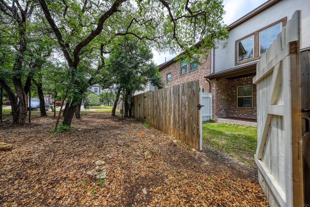2304 S Lakeline Blvd # 393, Cedar Park, TX 78613