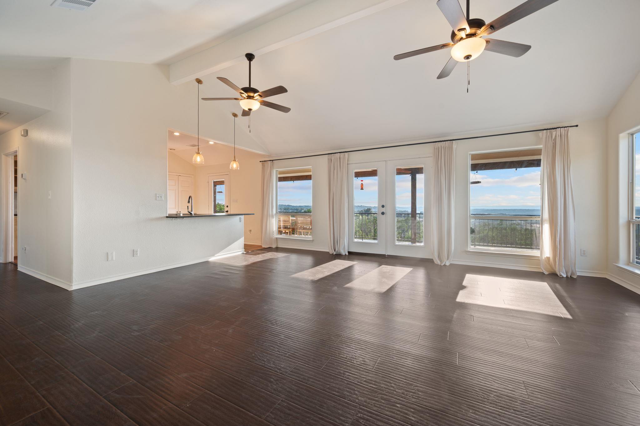 5102 Sundown St, Lago Vista, TX 78645