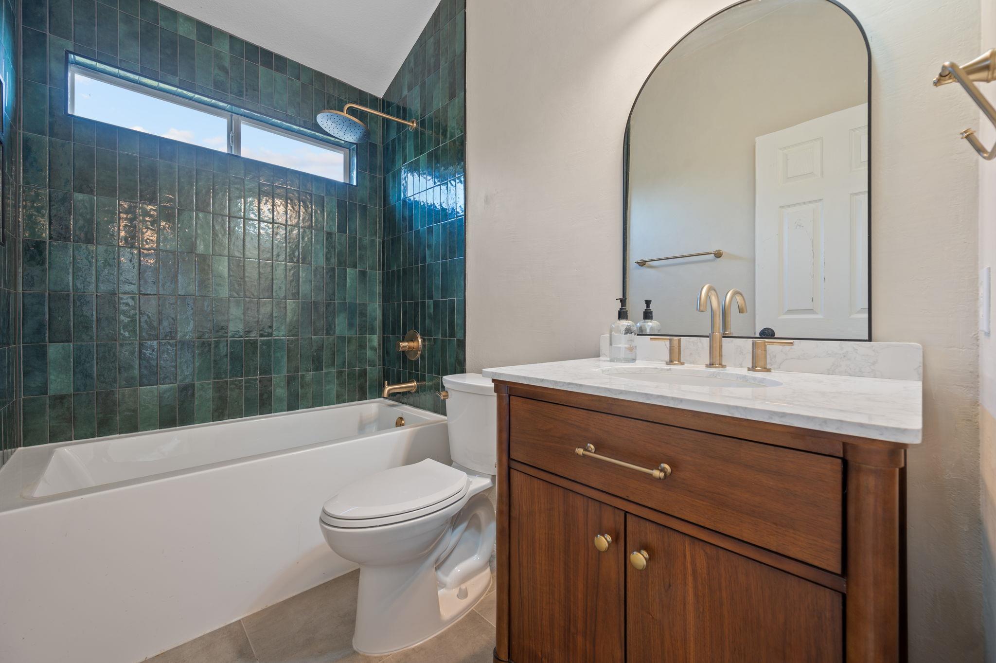 5102 Sundown St, Lago Vista, TX 78645