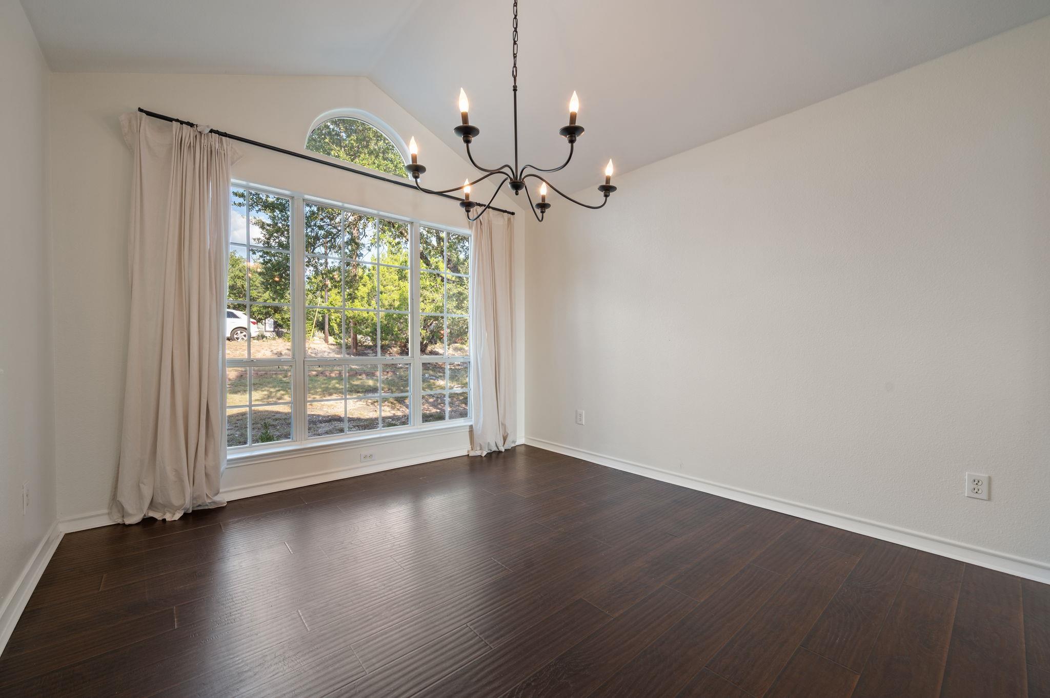 5102 Sundown St, Lago Vista, TX 78645