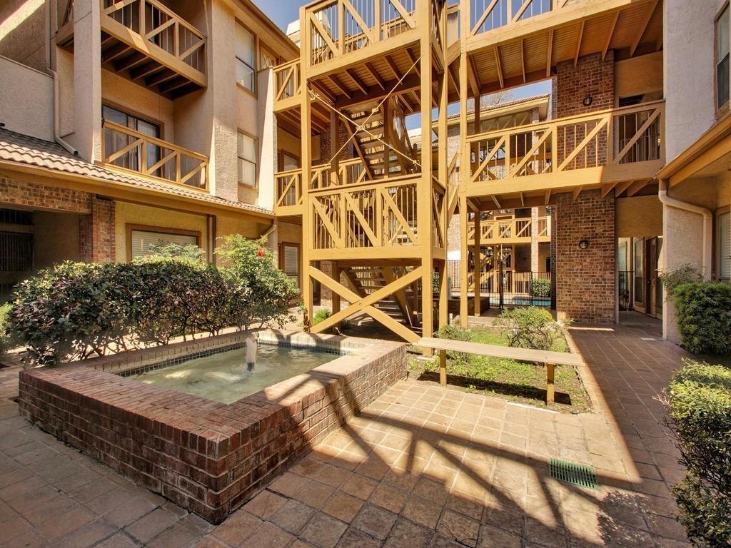 806 W 24th St # 314, Austin, TX 78705