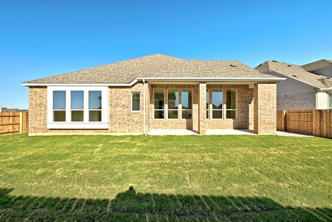 122 Stock Pond Trl, Kyle, TX 78640