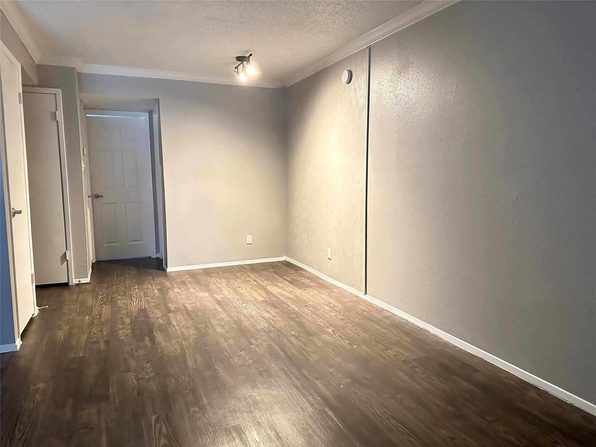 5426 Menchaca Rd # 205, Austin, TX 78745