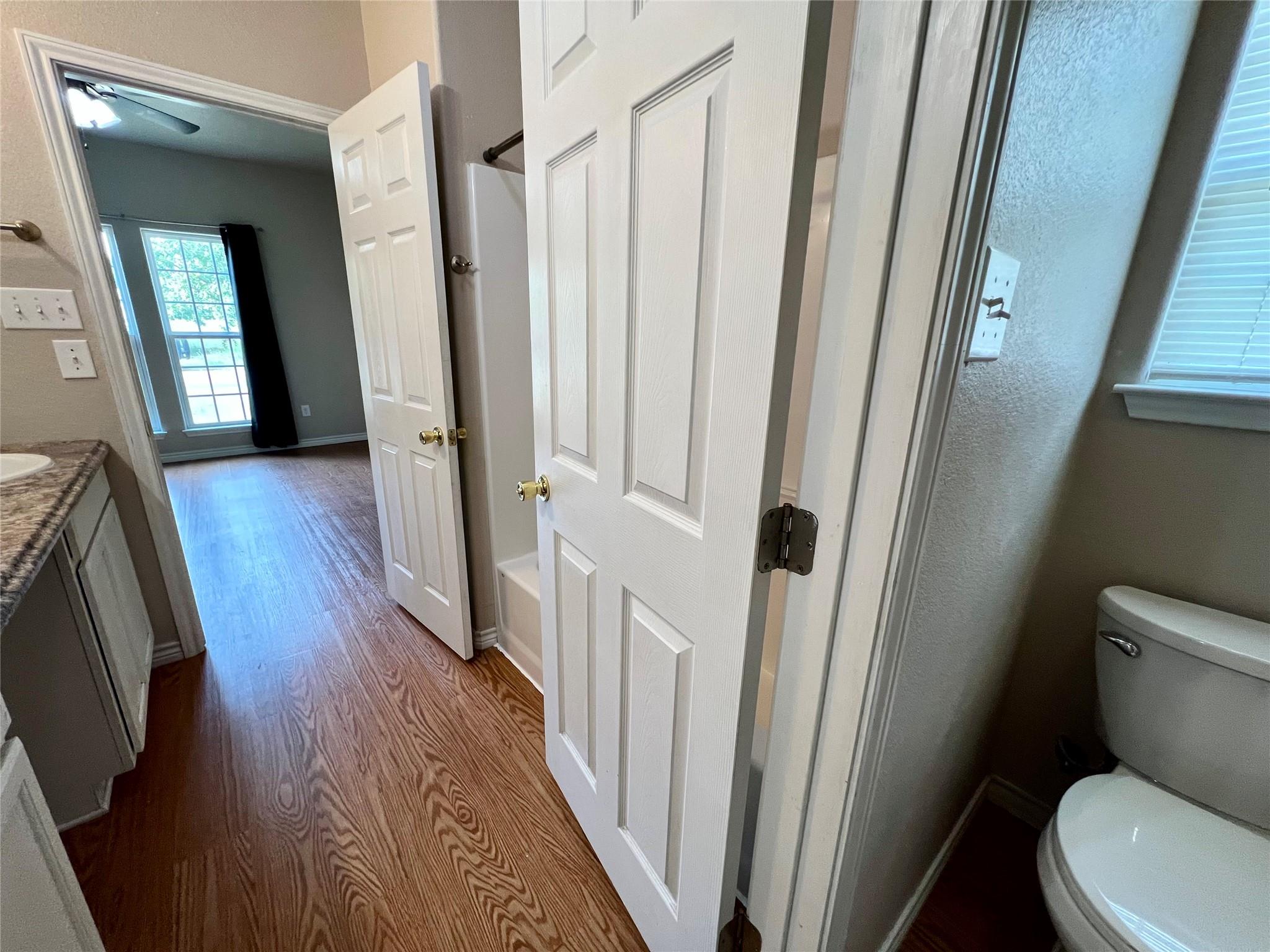 1295 Harper Trl, Lockhart, TX 78644