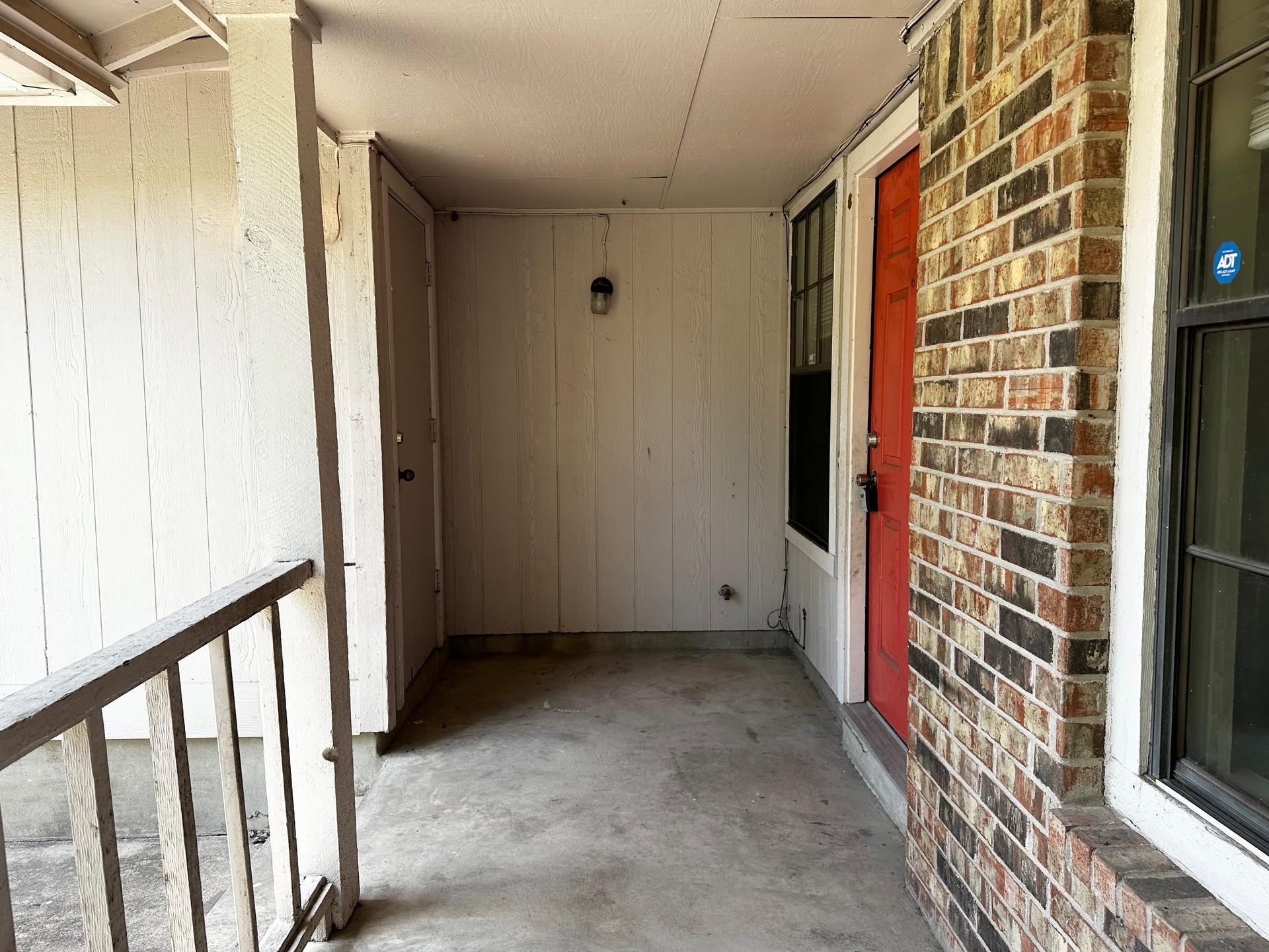 1102 Hickory Grove Dr # B, Austin, TX 78753