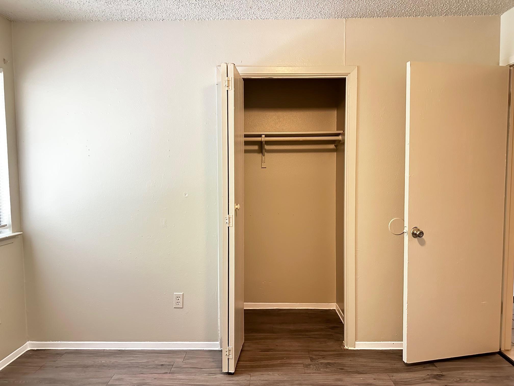 1102 Hickory Grove Dr # B, Austin, TX 78753