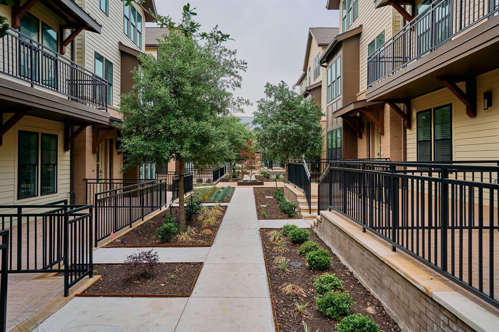 2209 Woodland Ave # 602, Austin, TX 78741