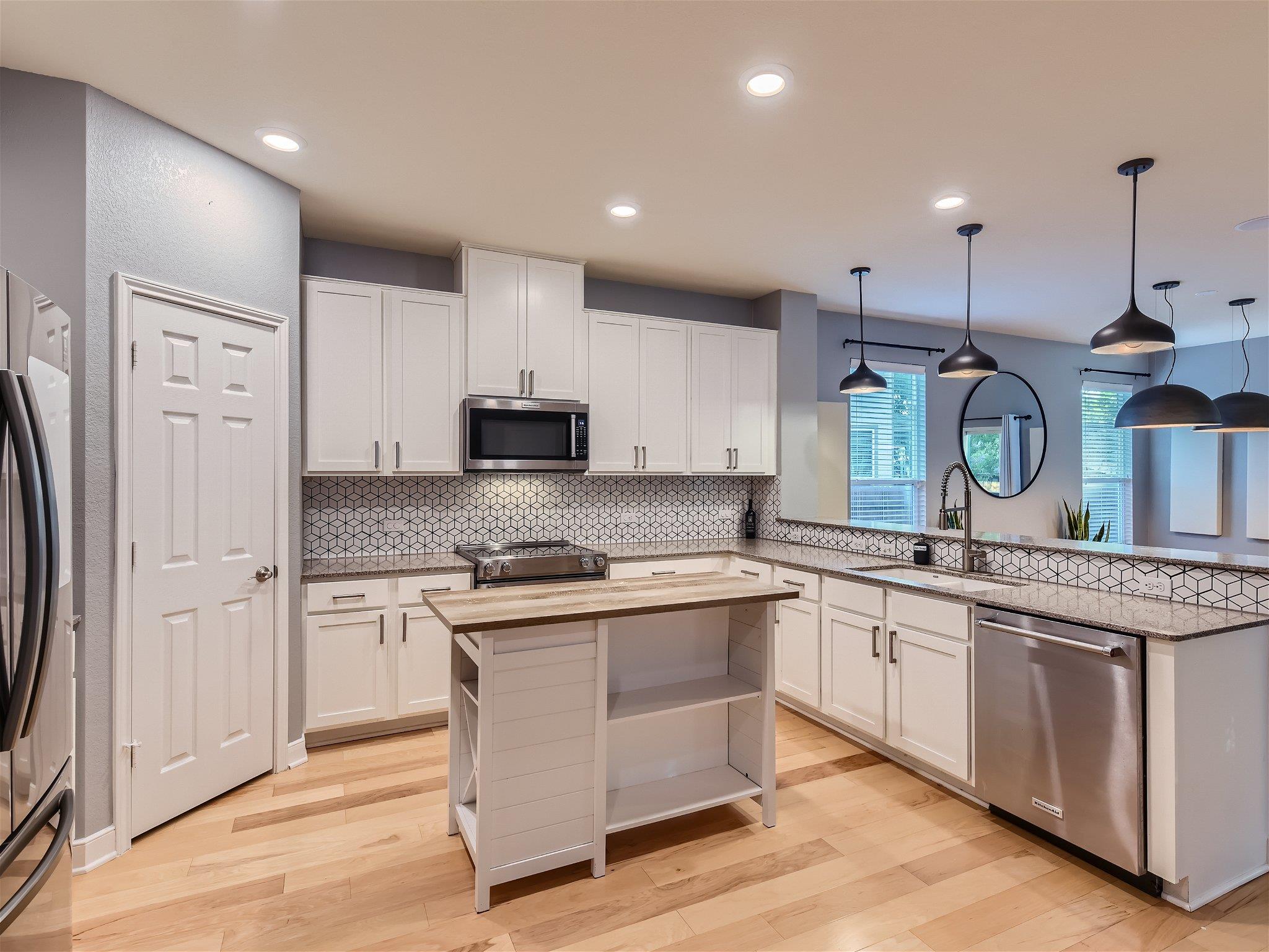 7601 Rio Pass, Austin, TX 78724