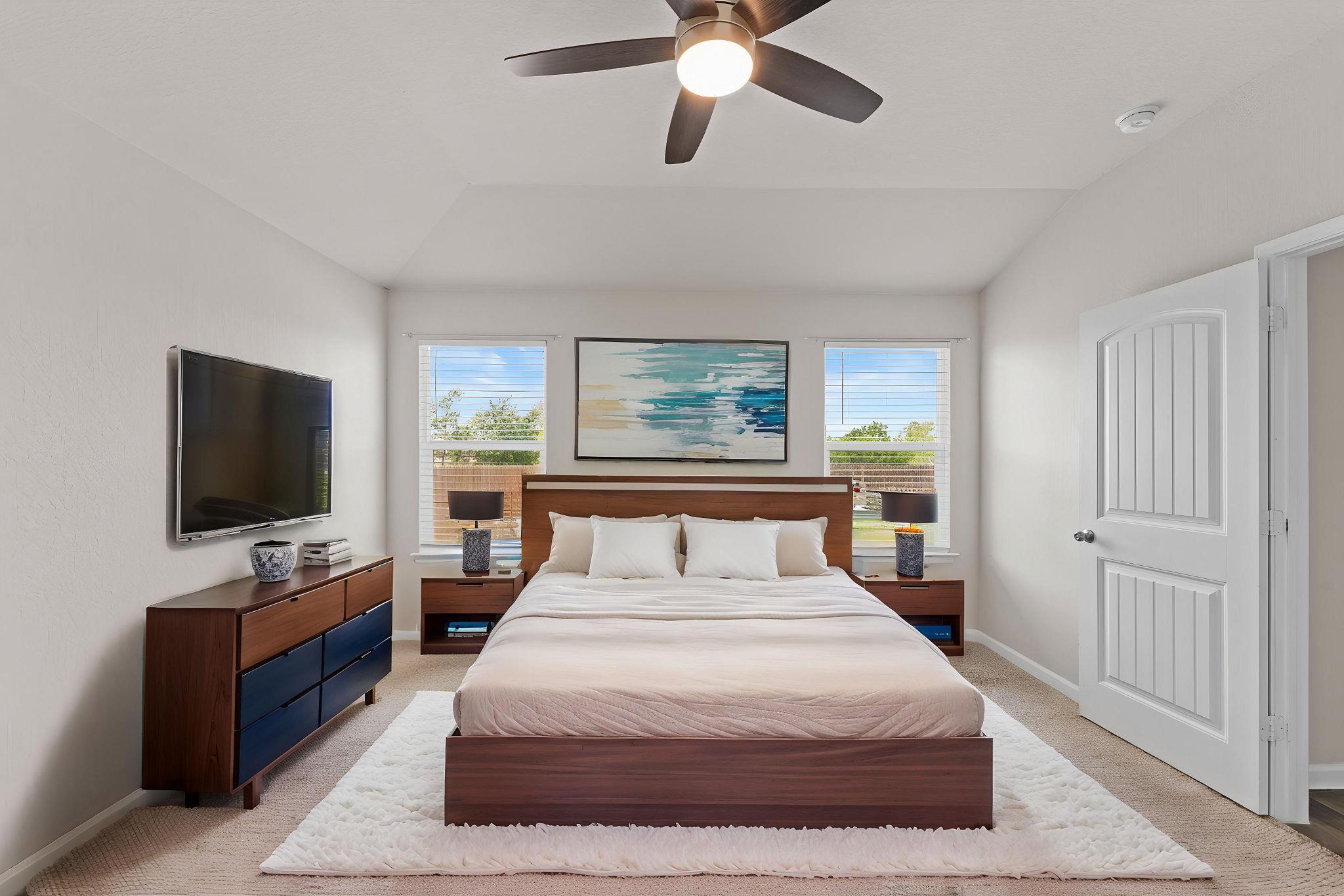 109 Rochester Ln, Hutto, TX 78634