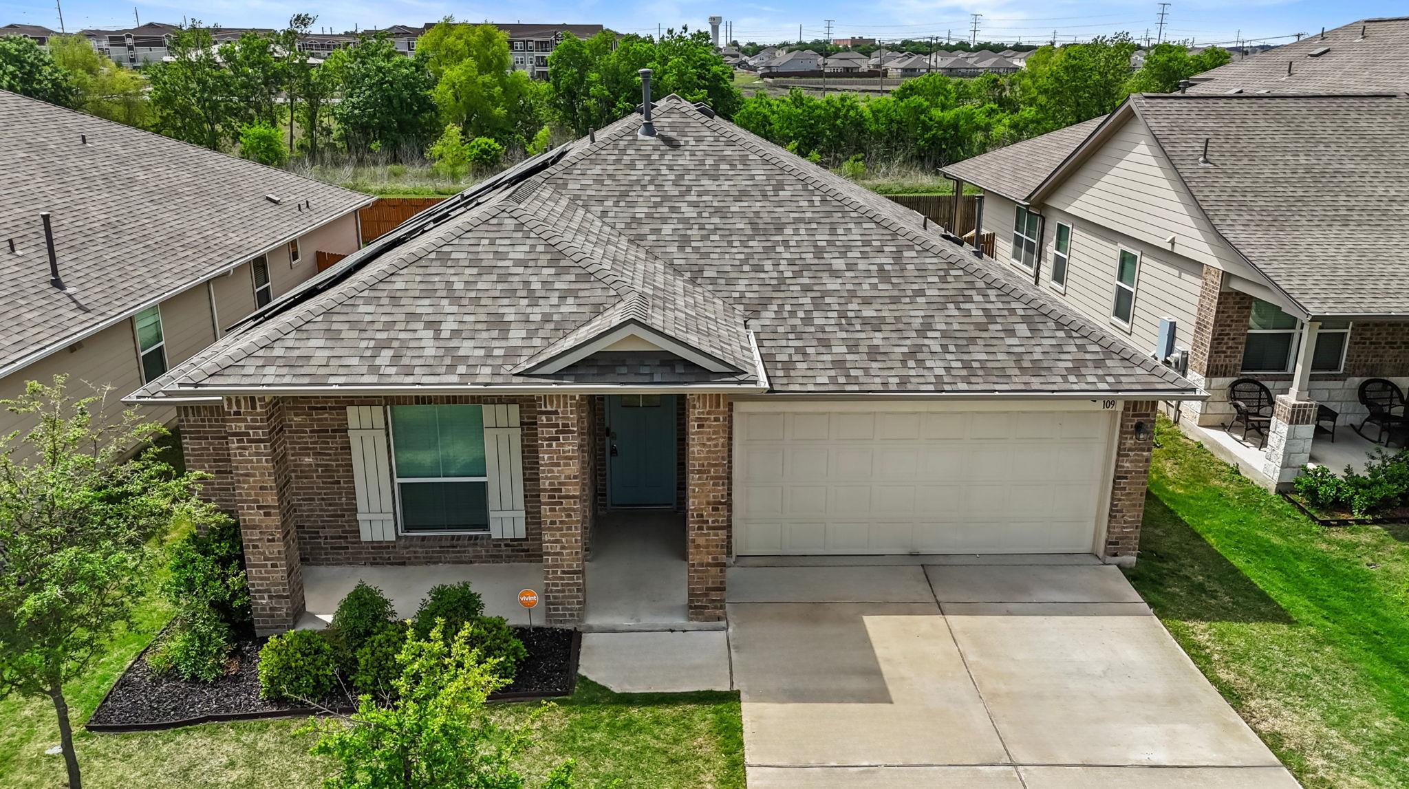 109 Rochester Ln, Hutto, TX 78634