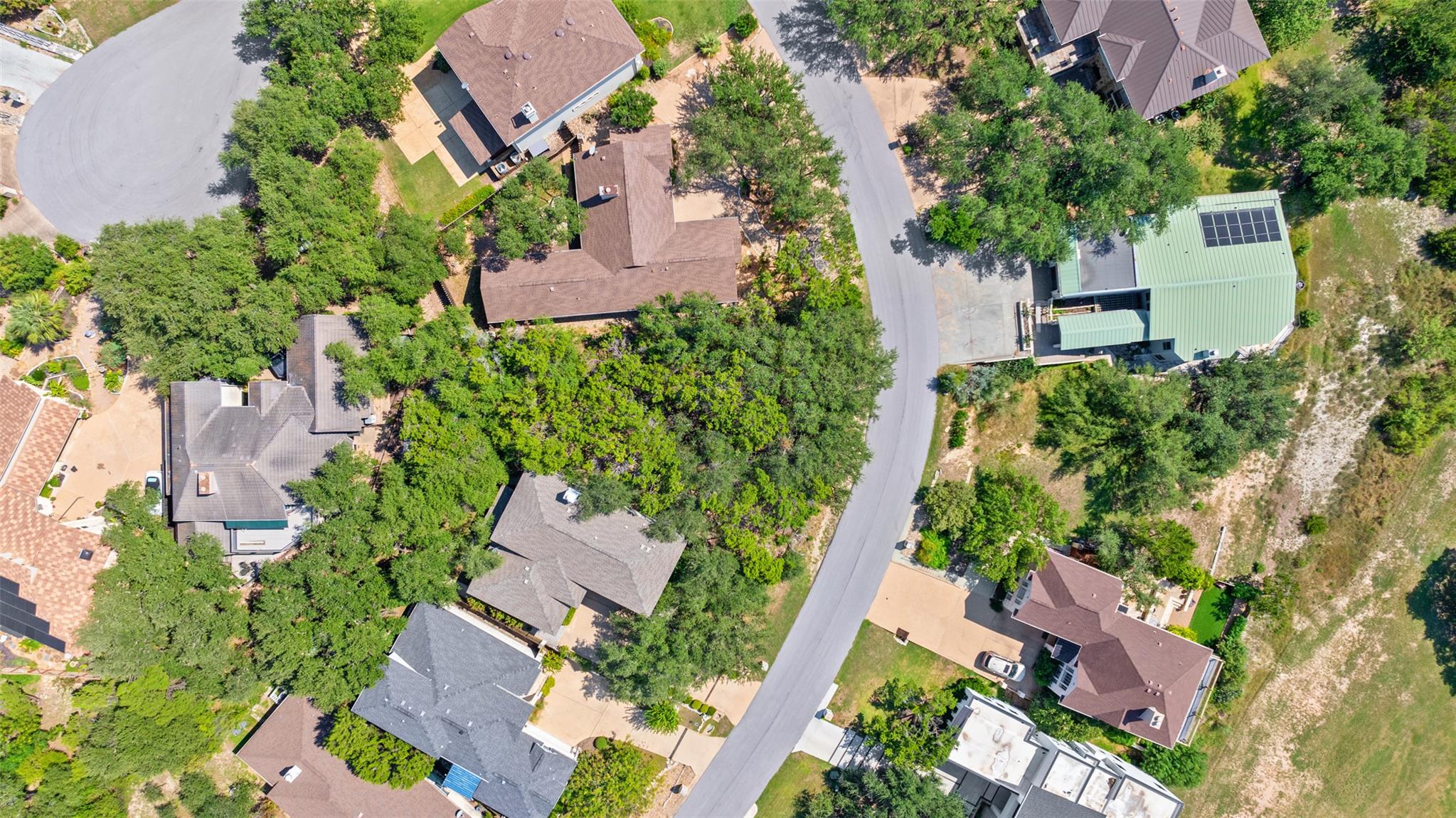 212 Hazeltine Dr, Lakeway, TX 78734