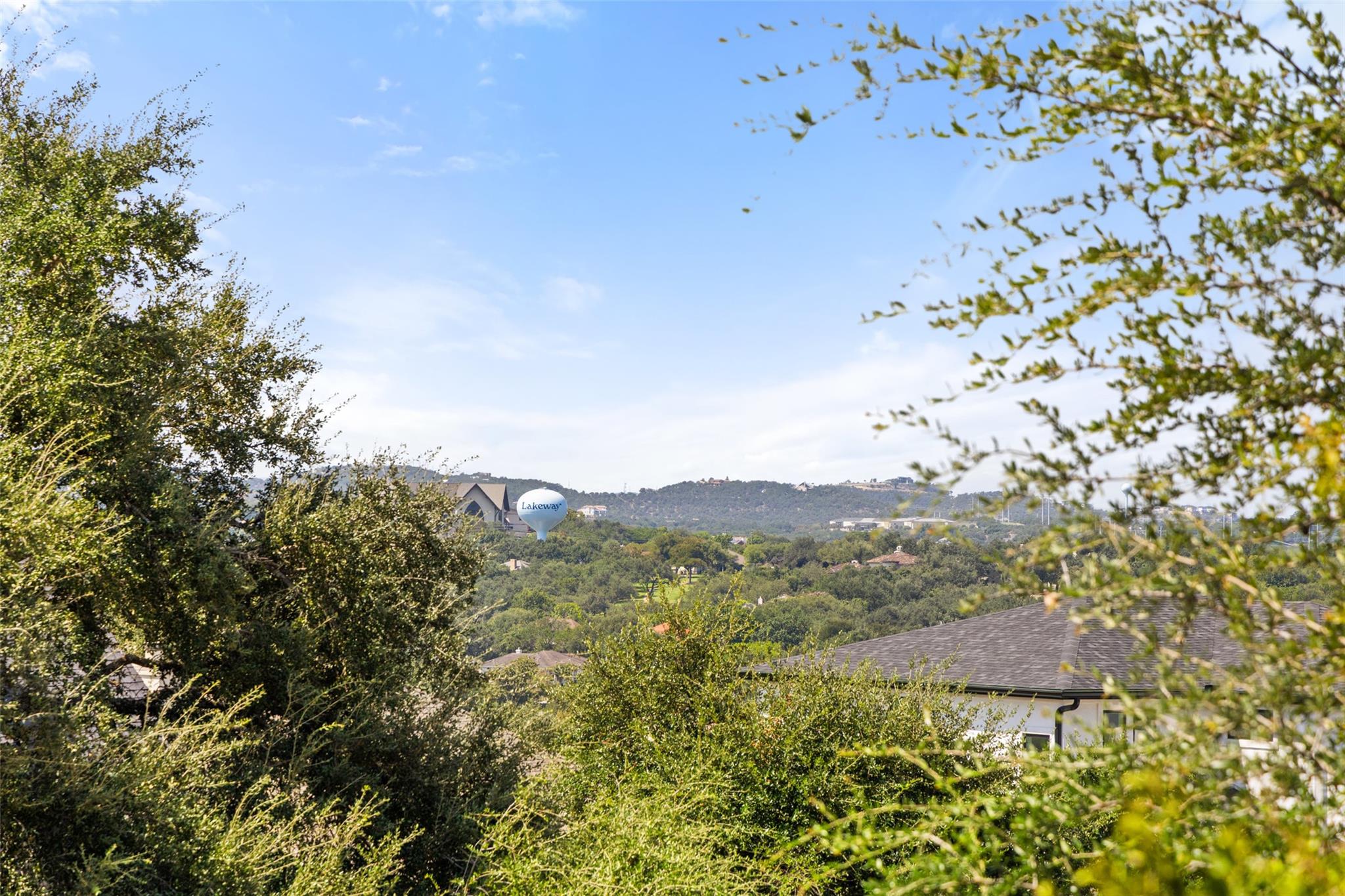 212 Hazeltine Dr, Lakeway, TX 78734