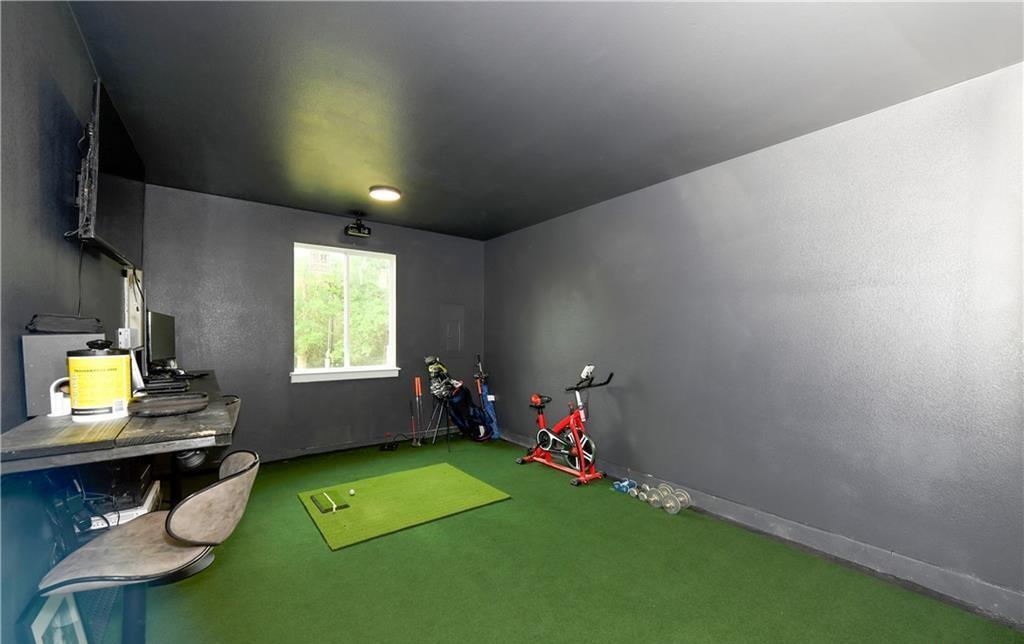 405 Woodlands Dr, Bastrop, TX 78602