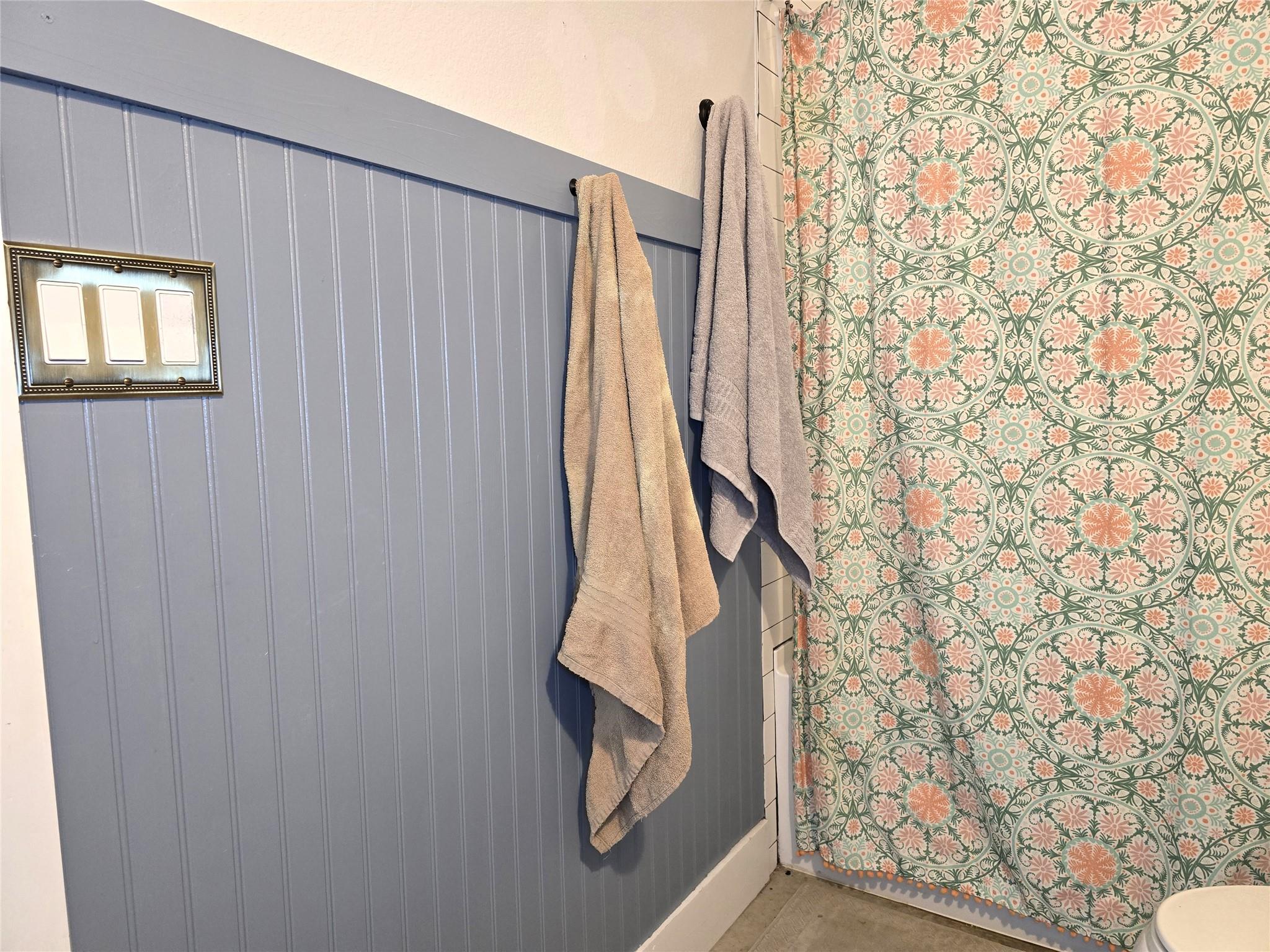 405 Woodlands Dr, Bastrop, TX 78602