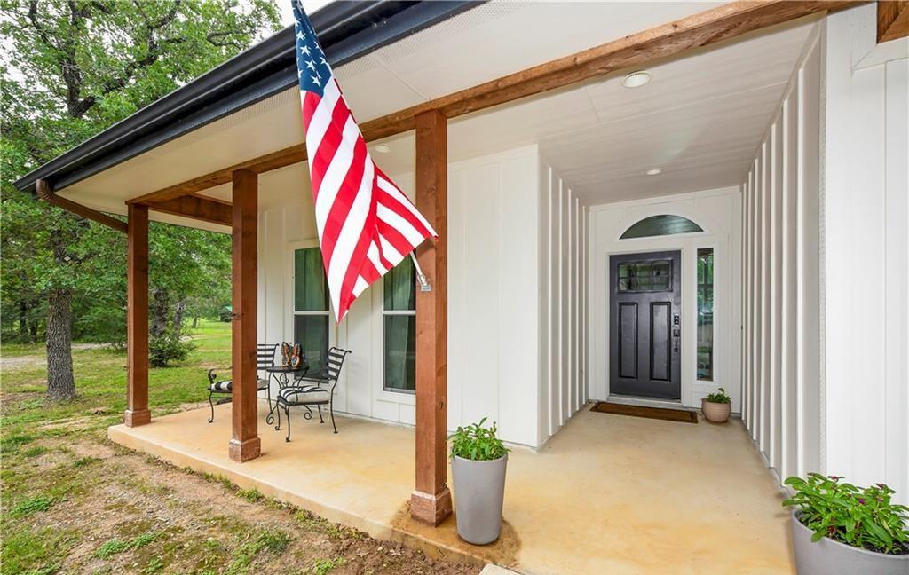 405 Woodlands Dr, Bastrop, TX 78602