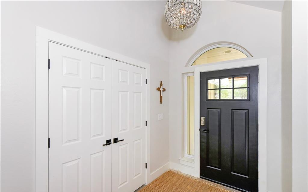 405 Woodlands Dr, Bastrop, TX 78602