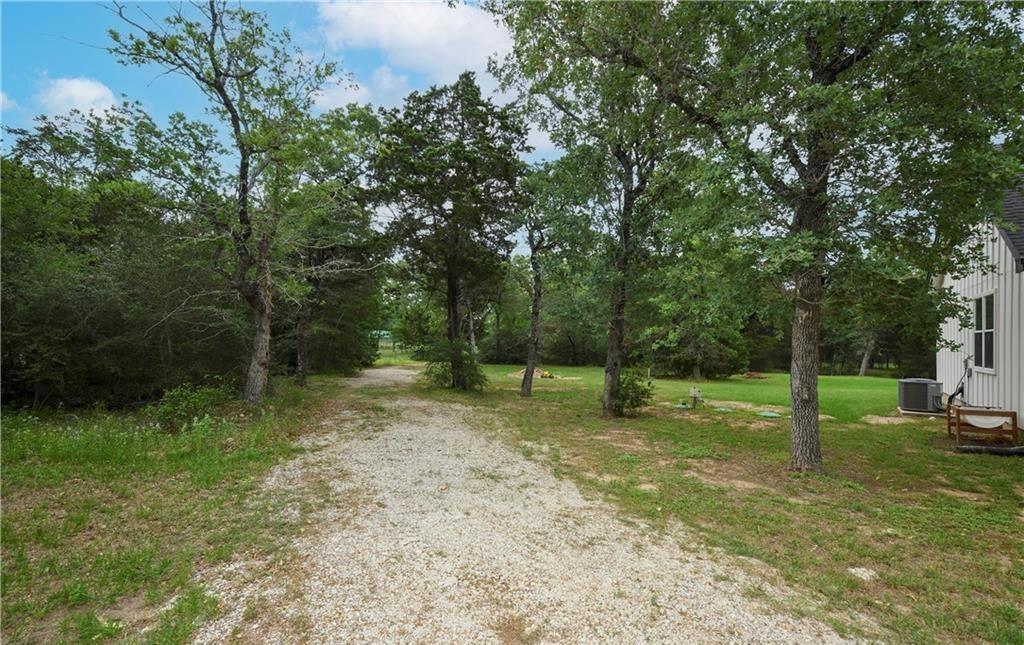 405 Woodlands Dr, Bastrop, TX 78602