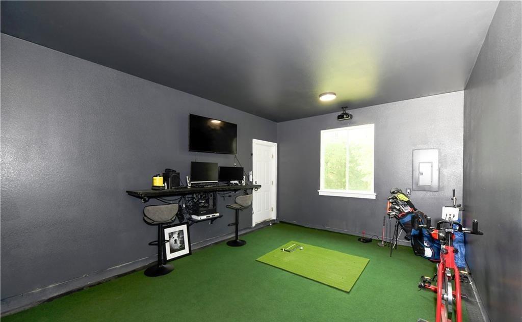 405 Woodlands Dr, Bastrop, TX 78602