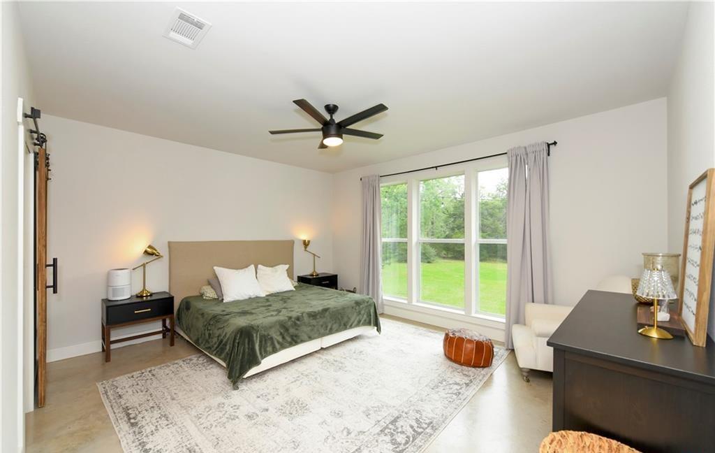 405 Woodlands Dr, Bastrop, TX 78602